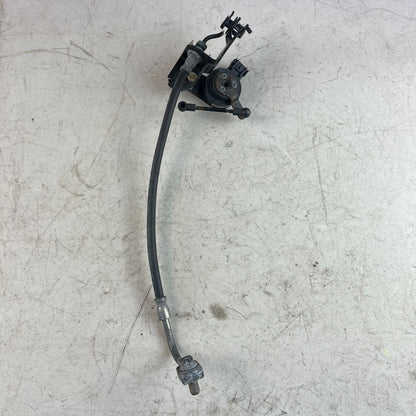 14-19 CHEVY CORVETTE REAR RIGHT SUSPENSION HEIGHT LEVEL SENSOR W/ WIRE 23110570