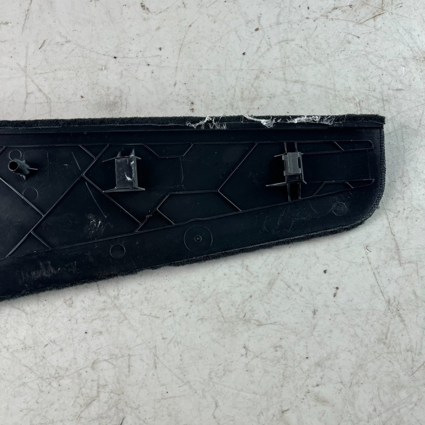 2017 - 2020 MASERATI LEVANTE CENTER CONSOLE LEFT COVER TRIM PANEL 105883895C OEM