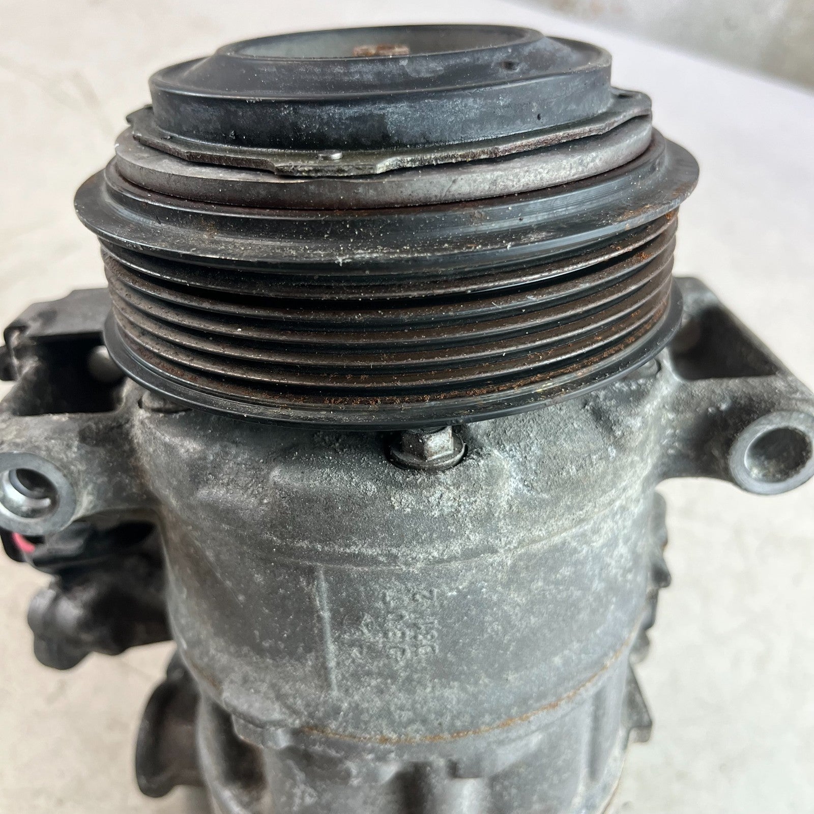 2015-2018 MERCEDES W205 C300 AIR CONDITIONING AC A/C COMPRESSOR A0032306911 OEM
