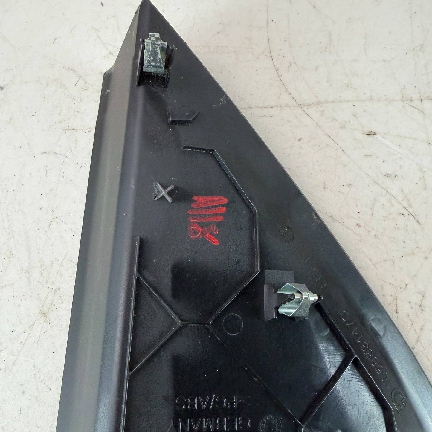 2017-2020 MASERATI LEVANTE DASH DASHBOARD LEFT SIDE END CAP TRIM COVER PANEL OEM
