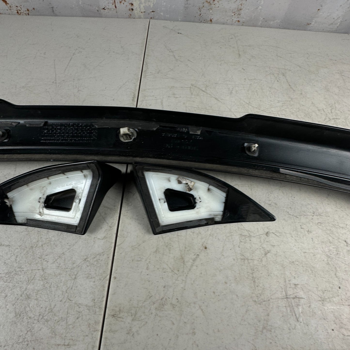 2017 - 2024 CHEVROLET CAMARO ZL1 REAR TRUNK LID END WING SPOILER BLACK 3PCS OEM