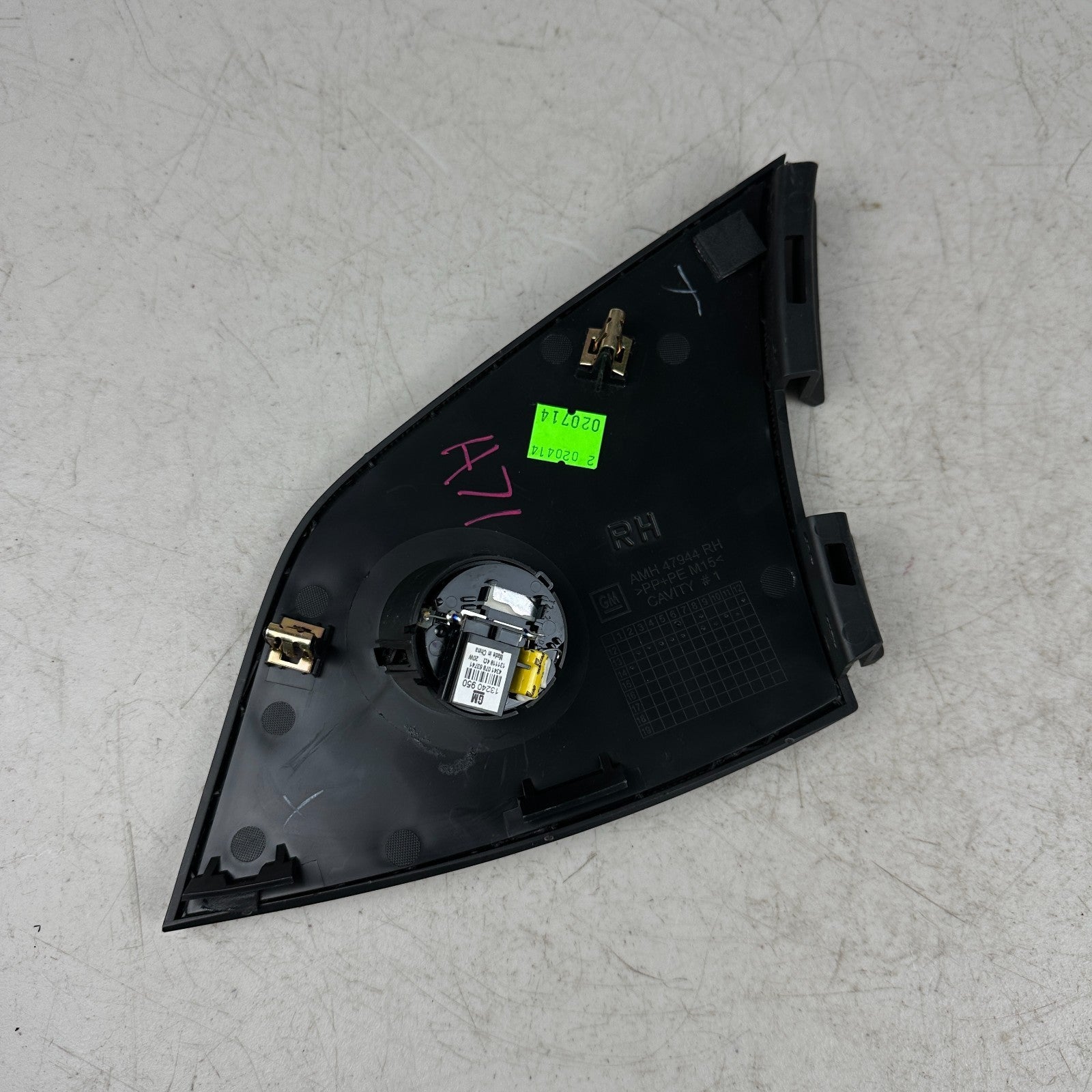 2014-2019 CHEVY CORVETTE RIGHT SIDE UPPER DASH SPEAKER TWEETER COVER TRIM OEM