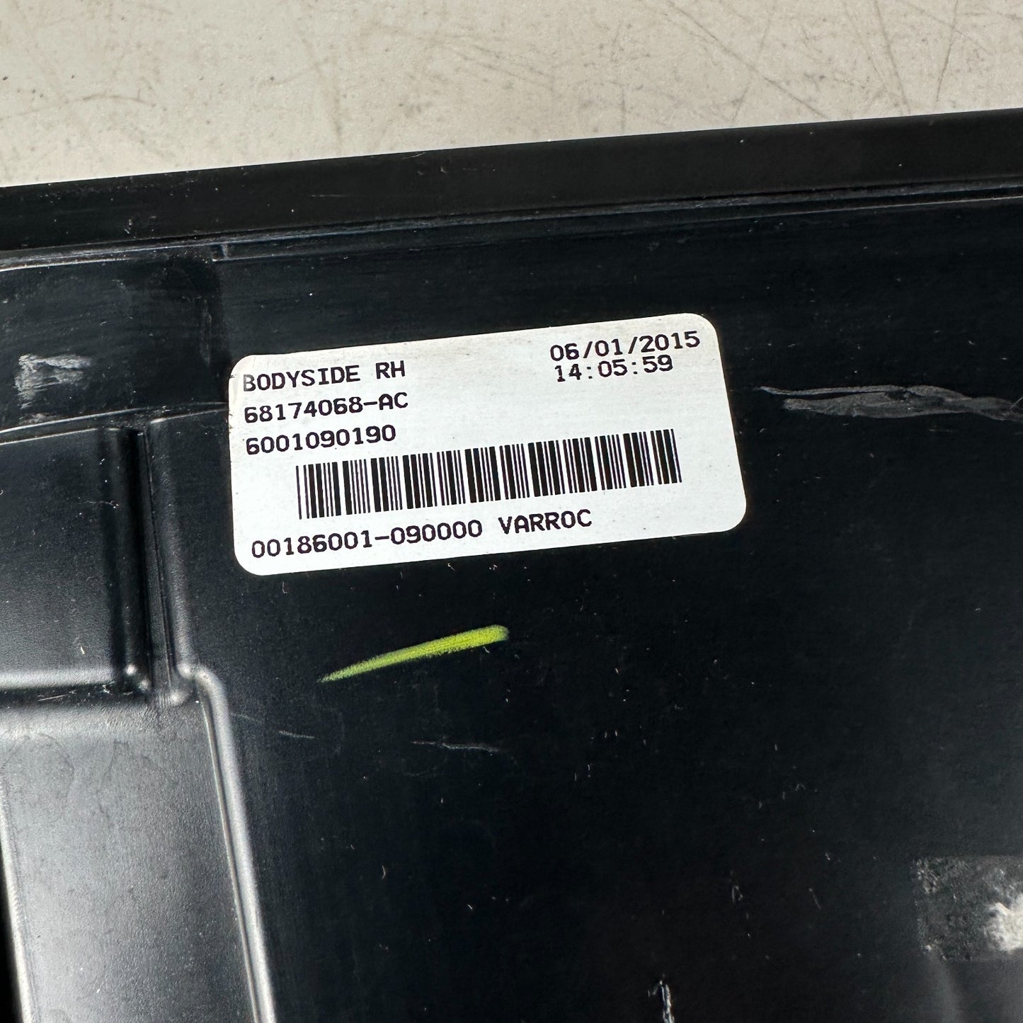2015-2023 DODGE CHALLENGER REAR RIGHT SIDE OUTER TAILLIGHT TAIL LIGHT LAMP OEM