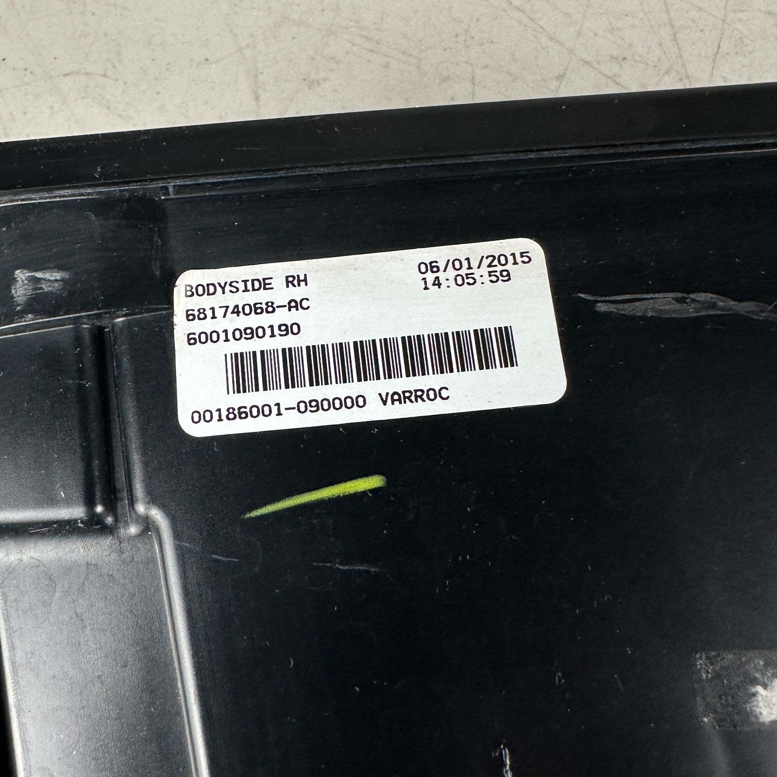 2015-2023 DODGE CHALLENGER REAR RIGHT SIDE OUTER TAILLIGHT TAIL LIGHT LAMP OEM