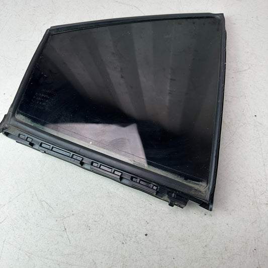 2020-2025 TOYOTA COROLLA REAR RIGHT SIDE DOOR VENT WINDOW GLASS 68188-12370 OEM