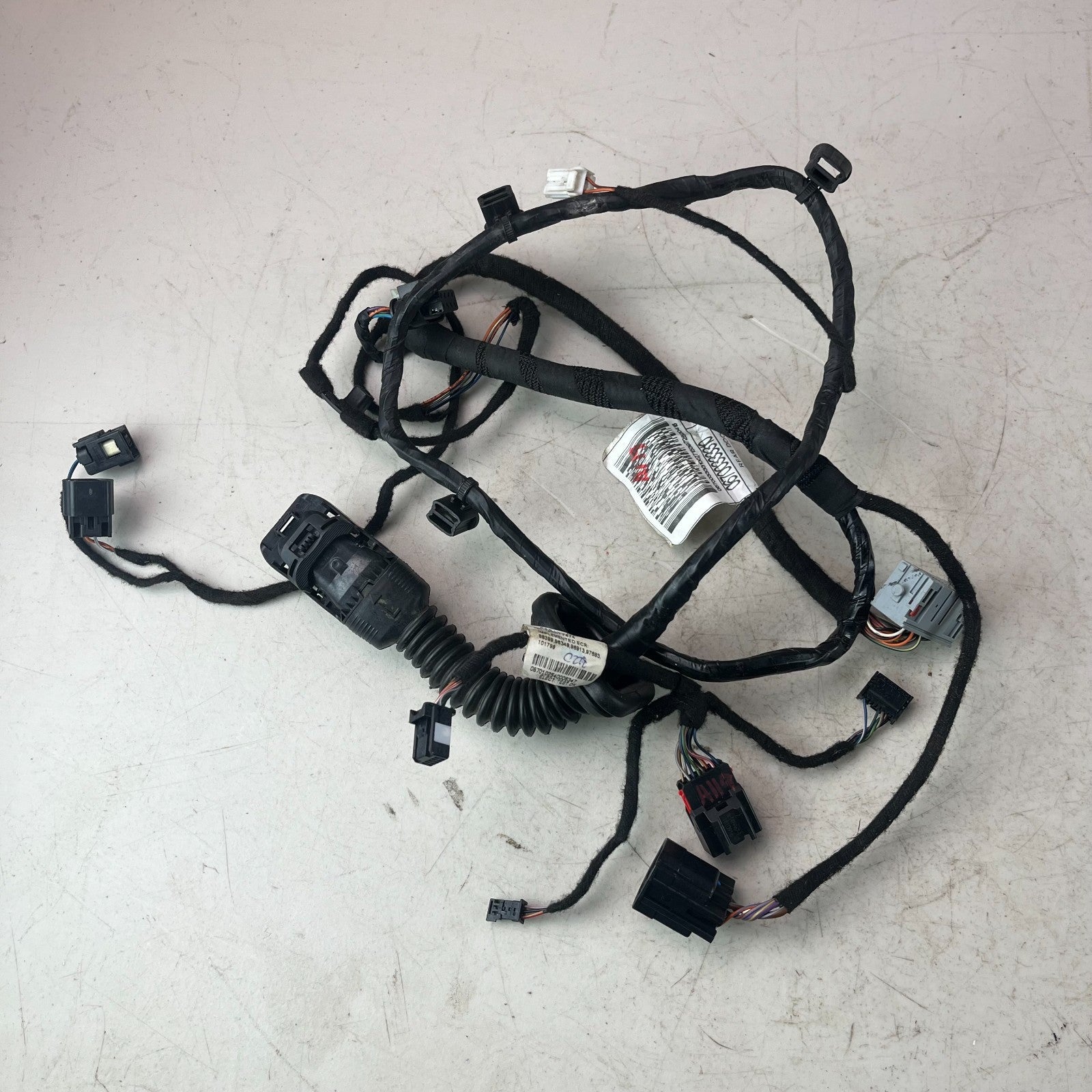 2017-2020 MASERATI LEVANTE REAR LEFT DRIVER SIDE DOOR WIRE WIRING HARNESS OEM