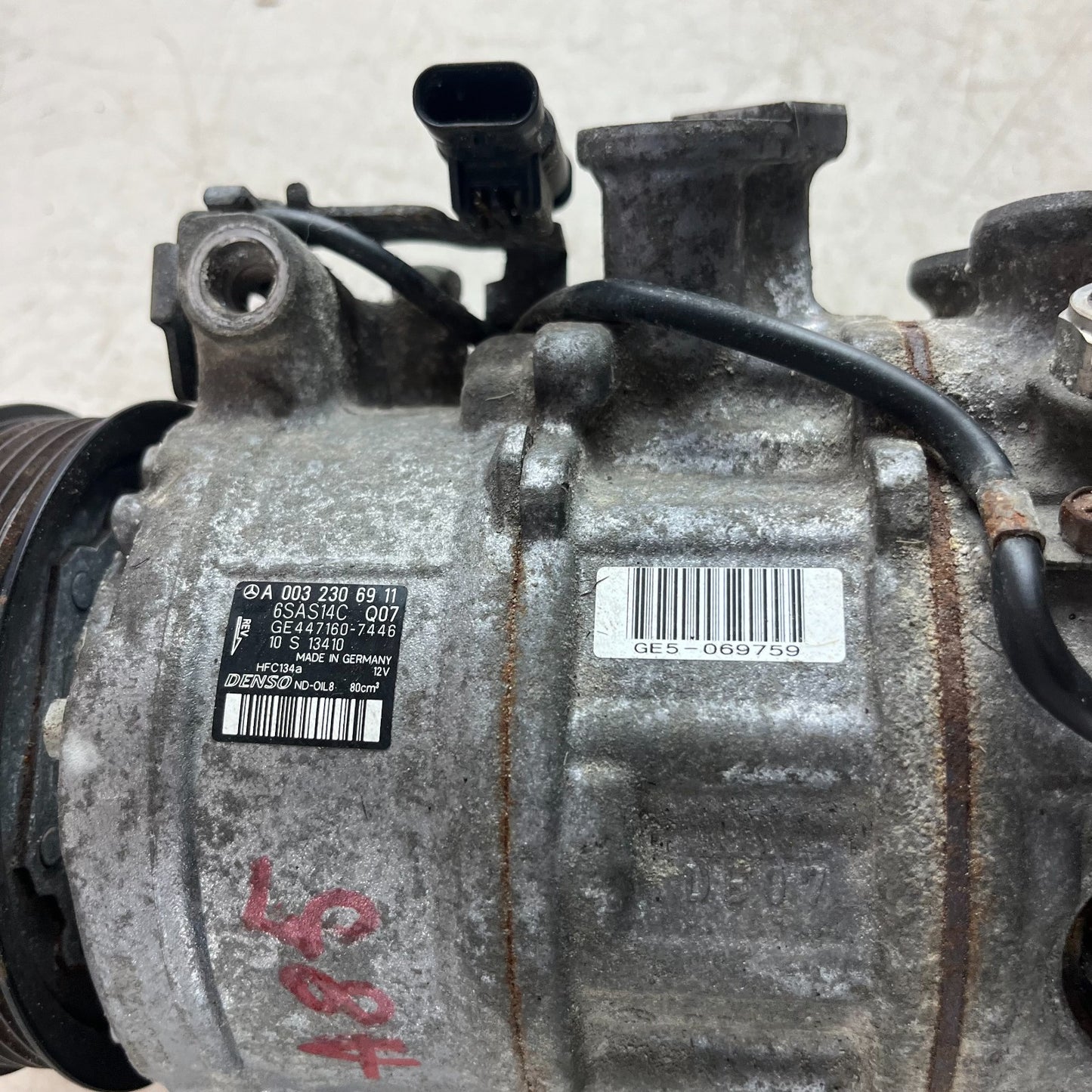 2015-2018 MERCEDES W205 C300 AIR CONDITIONING AC A/C COMPRESSOR A0032306911 OEM