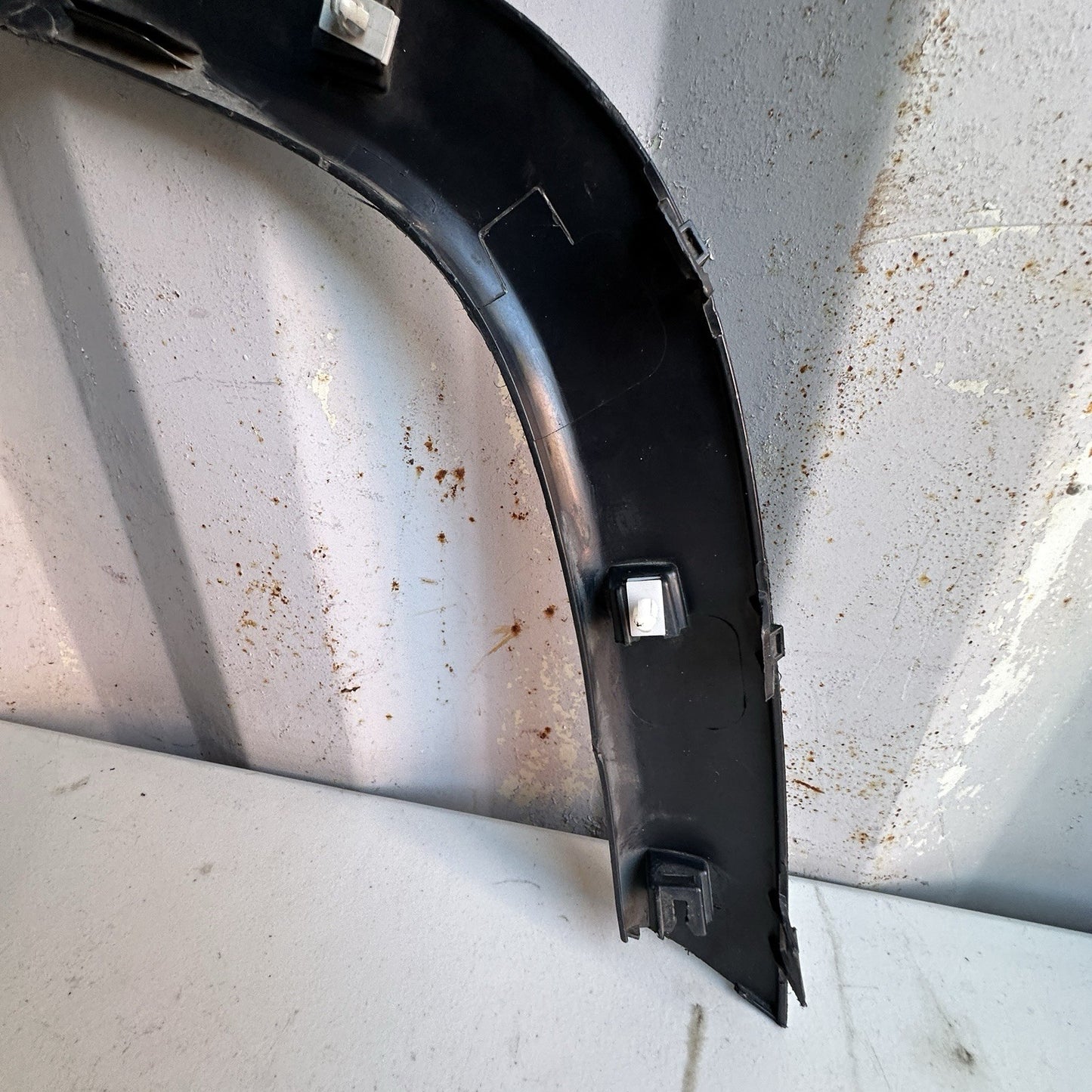 2017 2018 2019 2020 2021 Jeep Compass Front Left LH Fender Flare Molding OEM