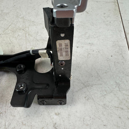 2017 - 2020 MASERATI LEVANTE STEERING WHEEL PADDLE SHIFTER SWITCH SET 670013665