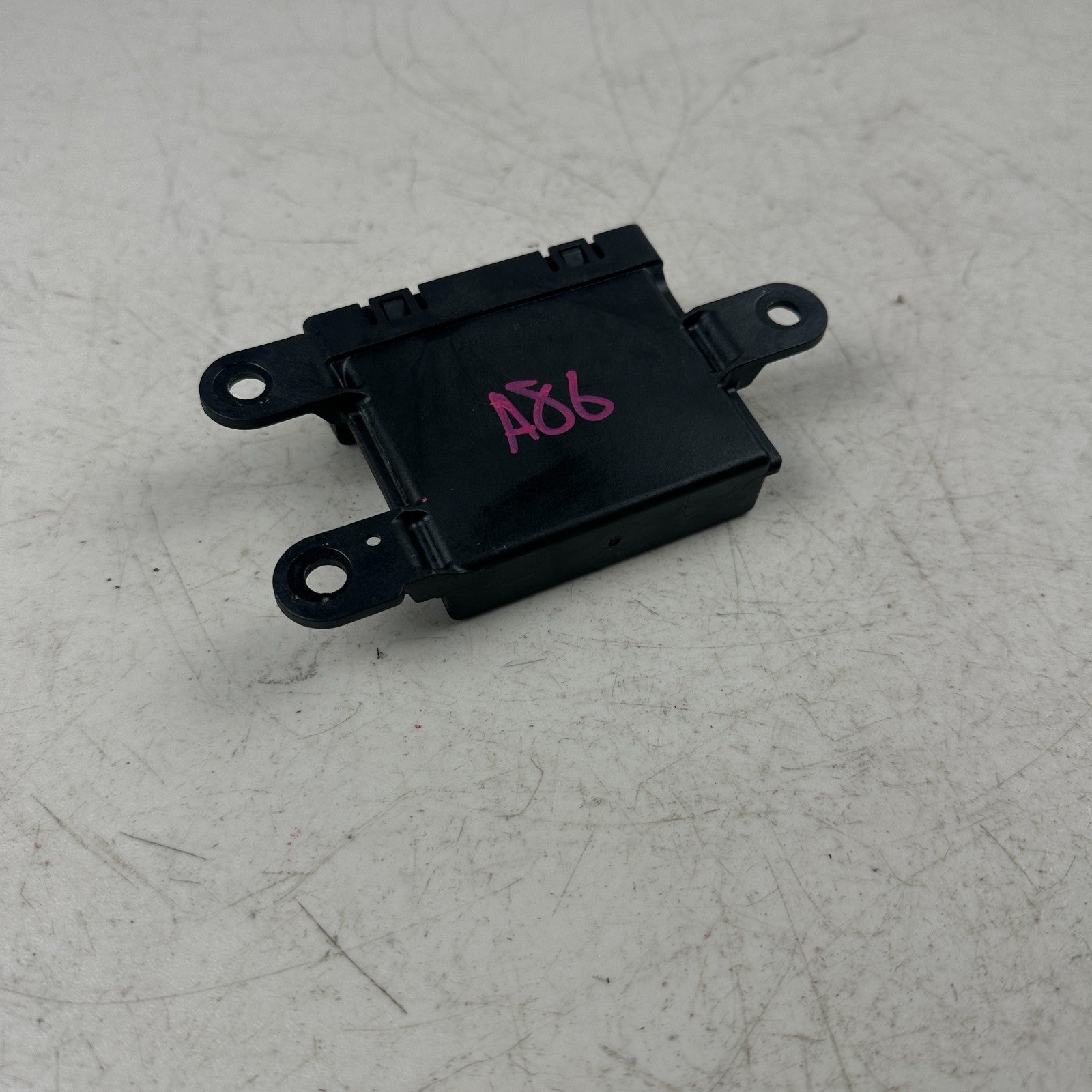 2010-2015 CHEVROLET CAMARO PARK PARKING ASSIST CONTROL MODULE UNIT 20925650 OEM