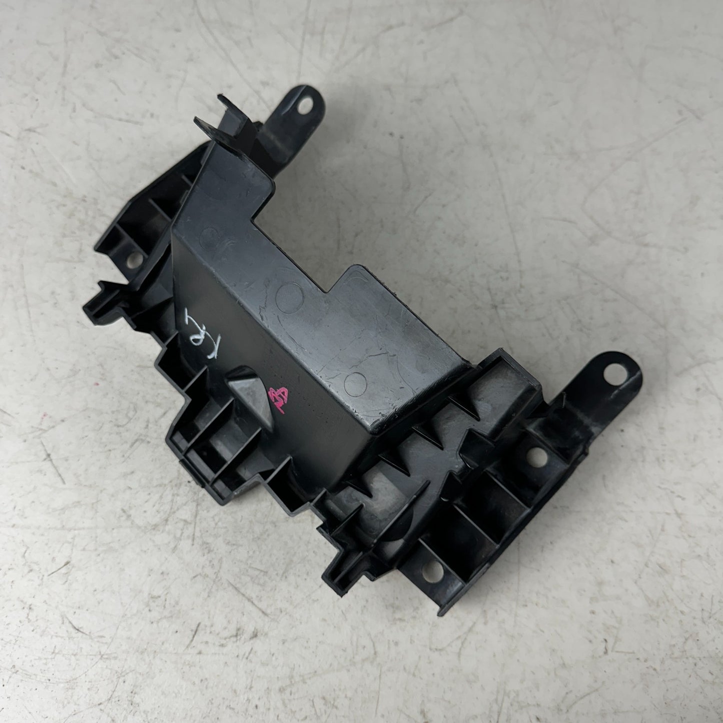2013-2017 HONDA ACCORD FRONT GRILL REINFORCED BRACKET STAY 71125 T2A OEM