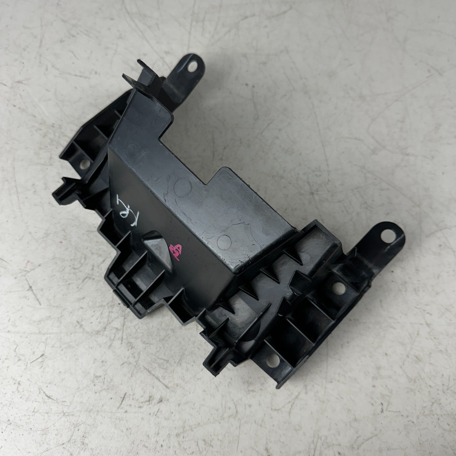 2013-2017 HONDA ACCORD FRONT GRILL REINFORCED BRACKET STAY 71125 T2A OEM