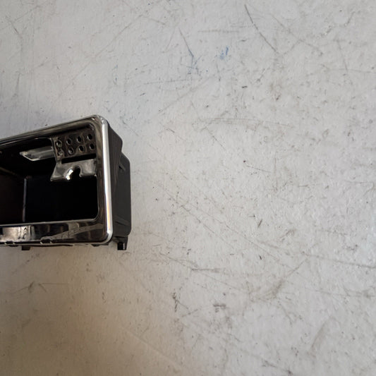 2008-14 Mercedes C300 C350 Front Center Ashtray Insert OEM A2048100330 TS0291