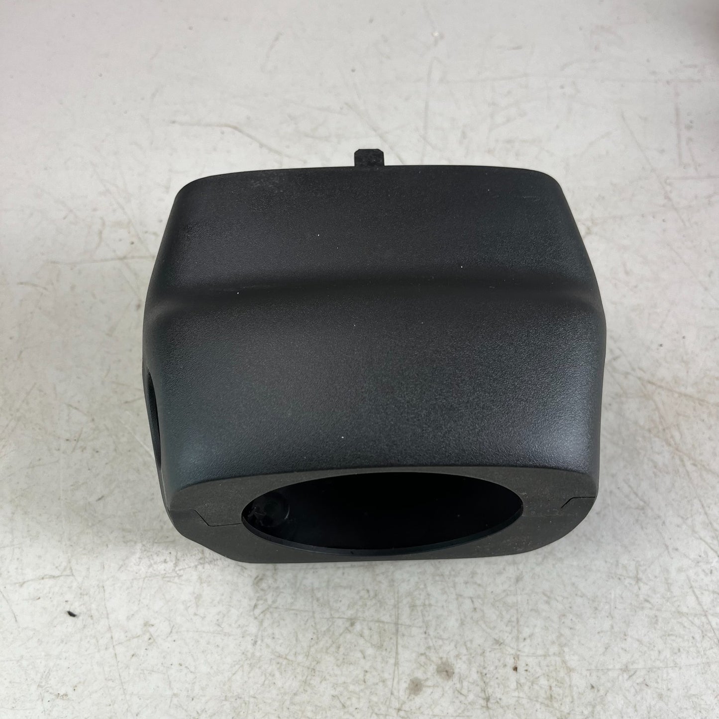 2005-2013 CHEVROLET CORVETTE C6 FRONT STEERING COLUMN COVER TRIM BLACK 26116910