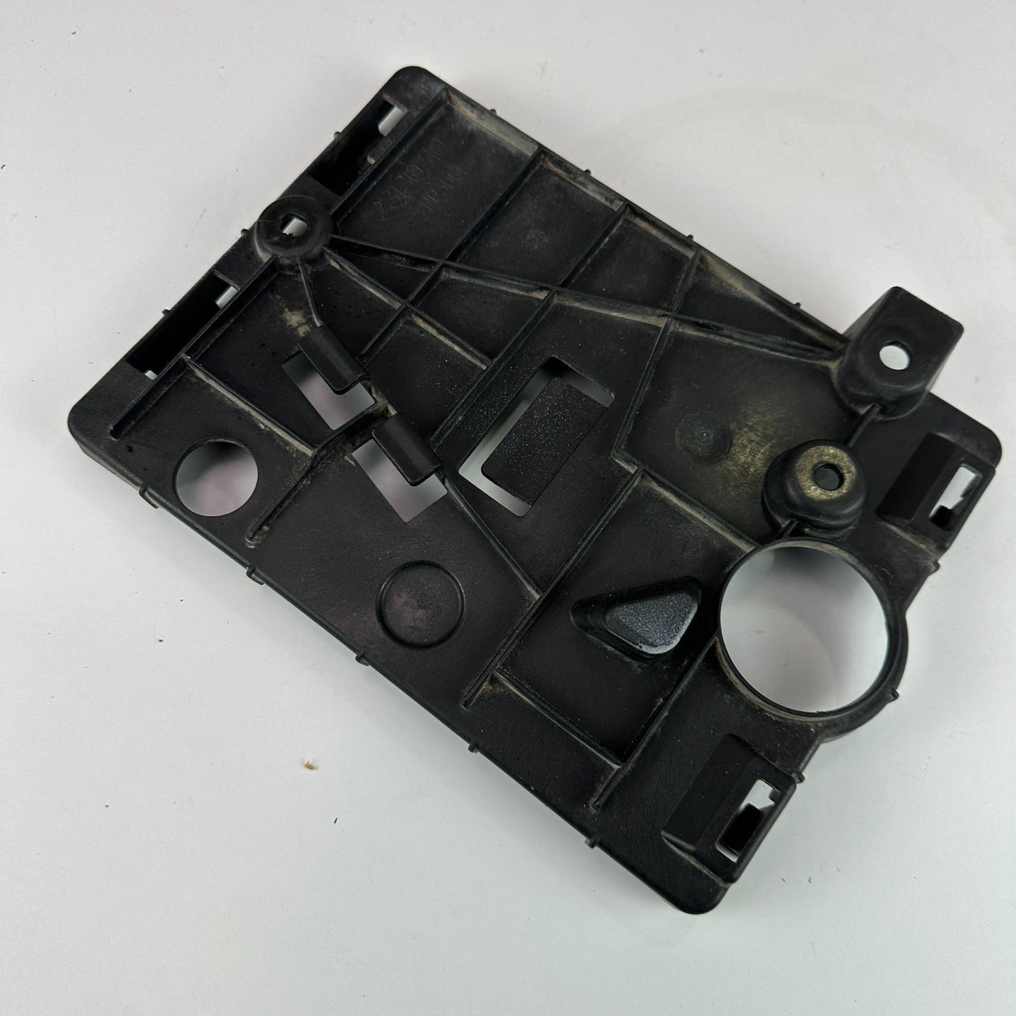 2014-2019 CHEVROLET CORVETTE C7 ENGINE CONTROL MODULE MOUNT BRACKET 23130710 OEM