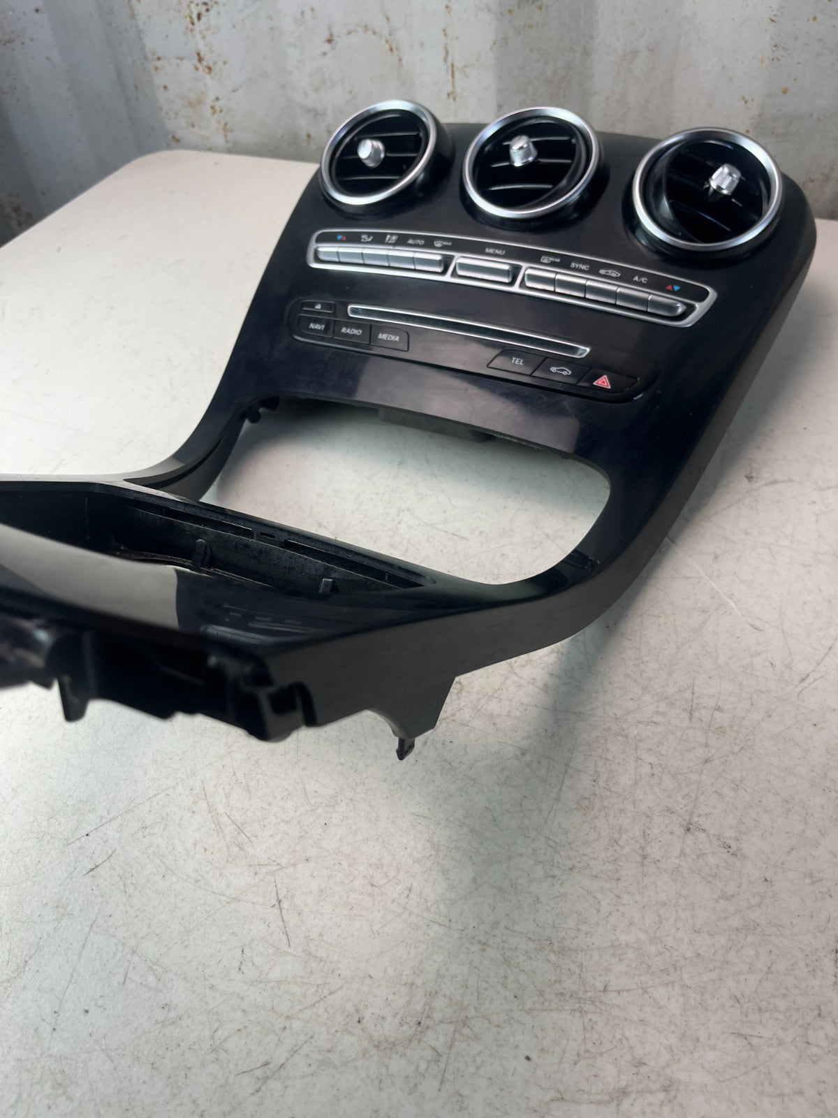 2015-2020 MERCEDES W205 C300 2.0L CENTER CONSOLE AIR VENT SWITCH PANEL ASSY OEM