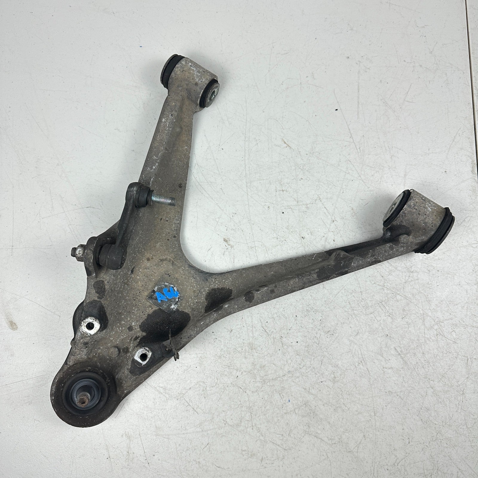 2005-2013 CHEVROLET CORVETTE C6 FRONT LEFT DRIVER SDIE LOWER CONTROL ARM OEM