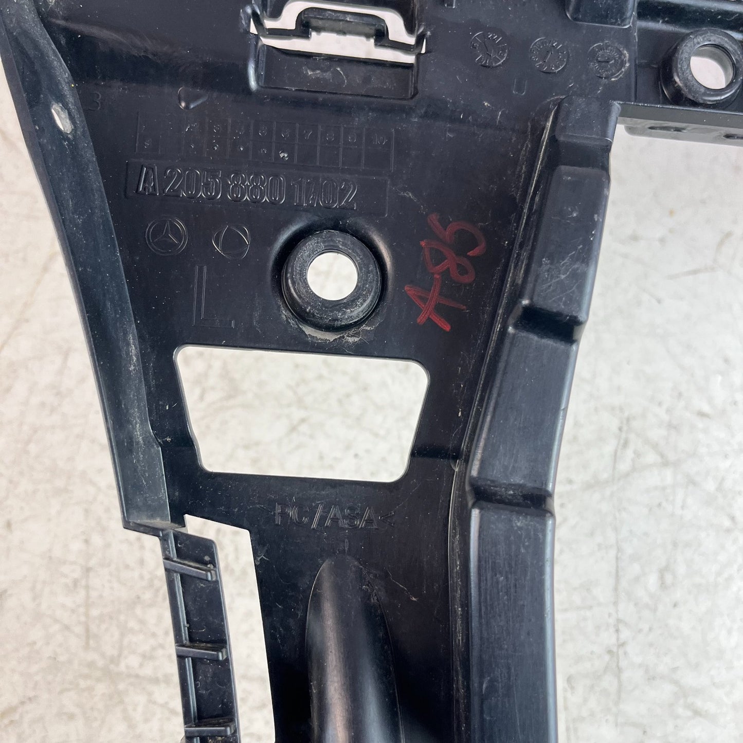 2015-2021 MERCEDES C300 REAR LEFT BUMPER MOUNT HOLDER BRACKET A2058801702 OEM