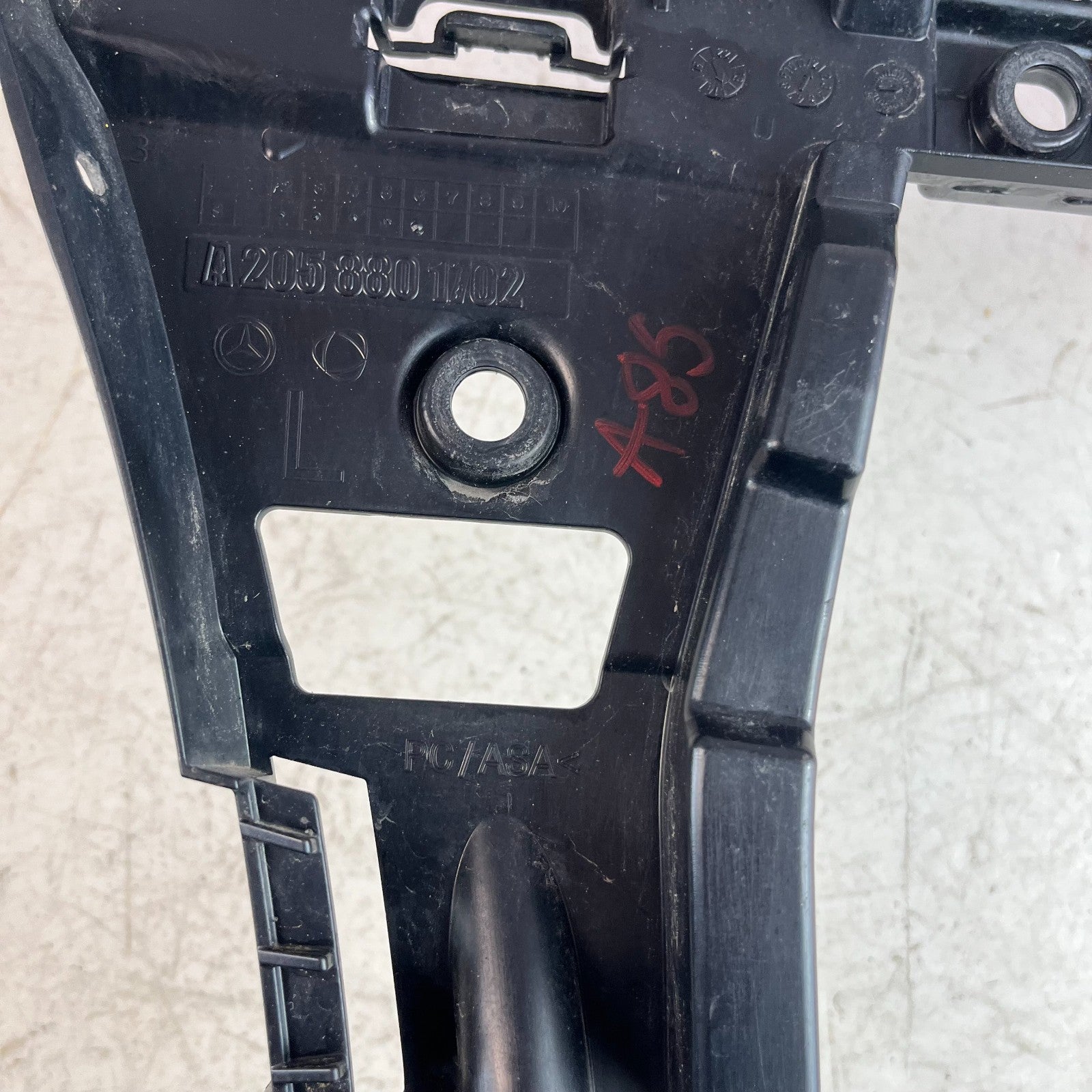 2015-2021 MERCEDES C300 REAR LEFT BUMPER MOUNT HOLDER BRACKET A2058801702 OEM