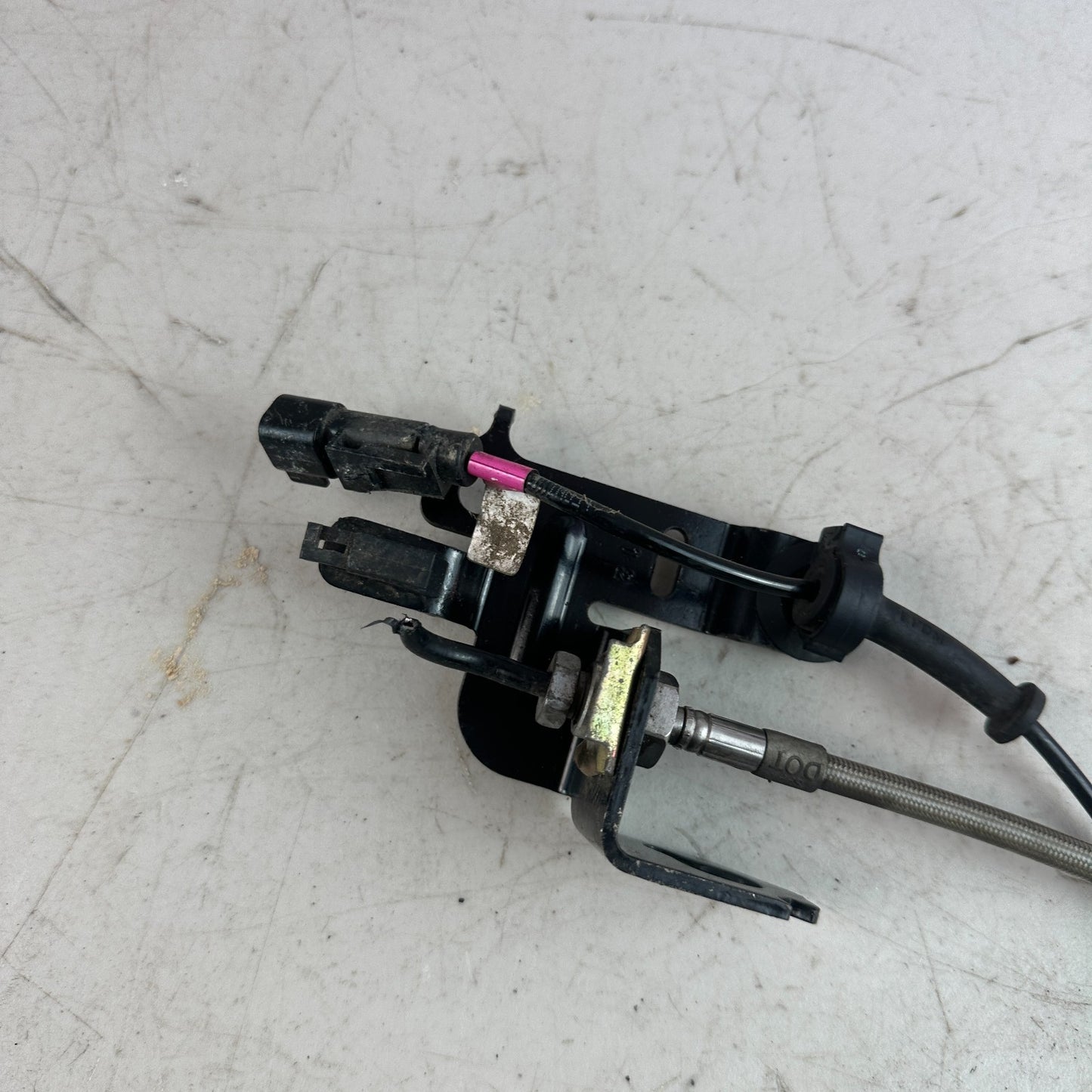 2014-2019 CHEVROLET CORVETTE REAR RIGHT PASSENGER BRAKE HOSE W/ ABS SENSOR OEM