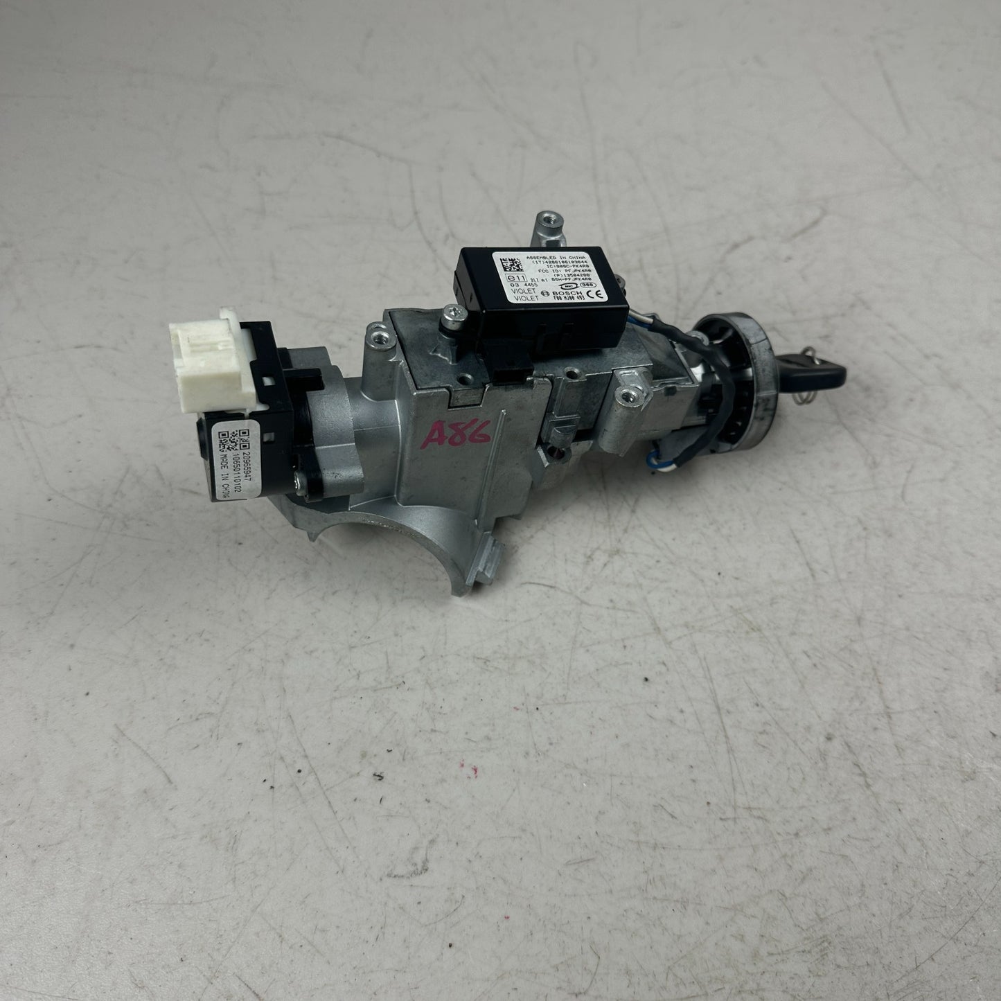 2010-2015 CHEVROLET CAMARO SS IGNITION SWITCH LOCK CYLINDER W/ KEY 23126267 OEM