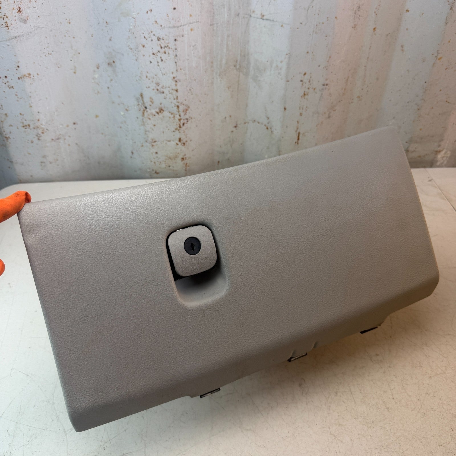 2005-2013 CHEVROLET CORVETTE C6 DASH GLOVE BOX COMPARTMENT STORAGE DOOR LID GRAY