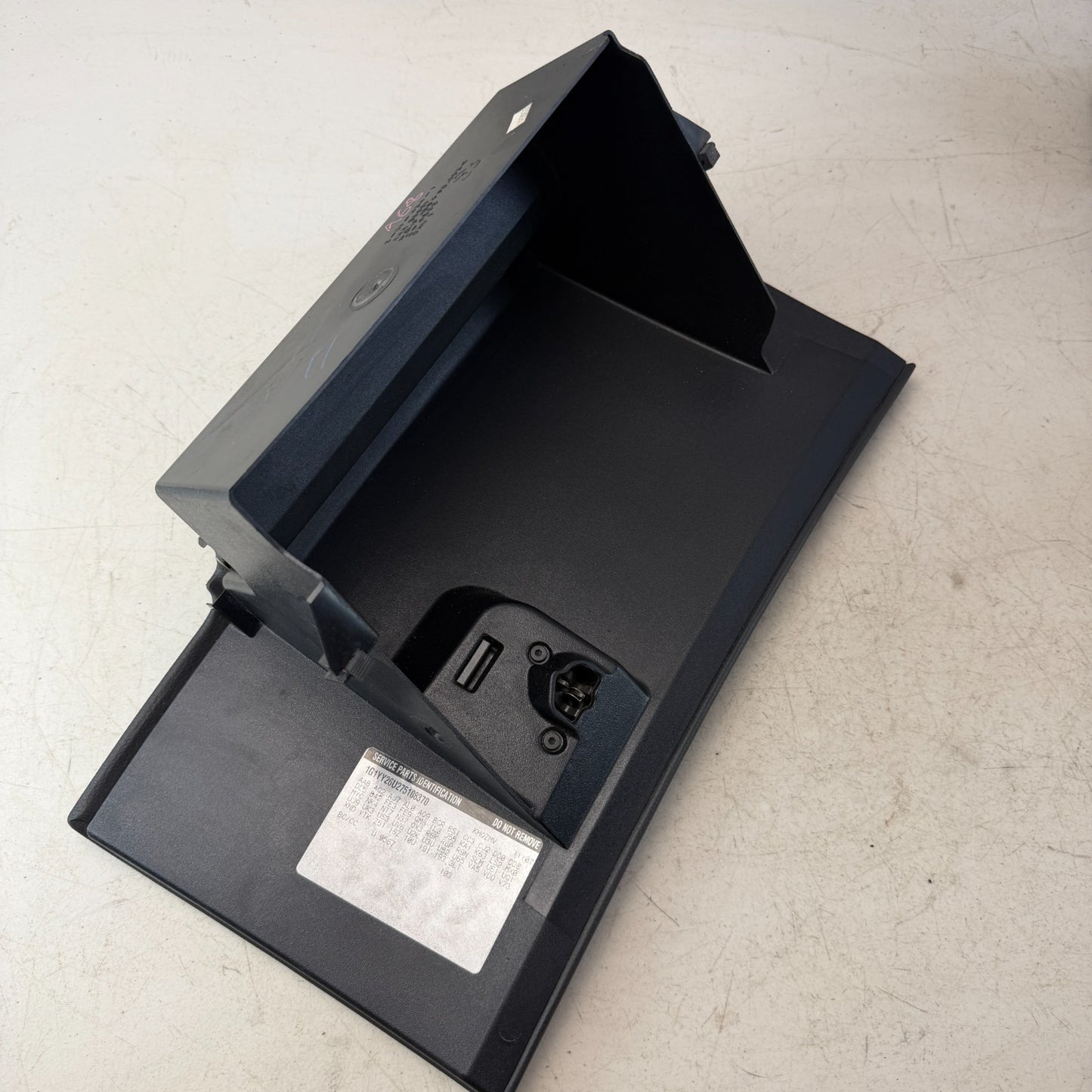 05-13 CHEVROLET CORVETTE C6 DASH GLOVE BOX COMPARTMENT STORAGE DOOR LID BLACK