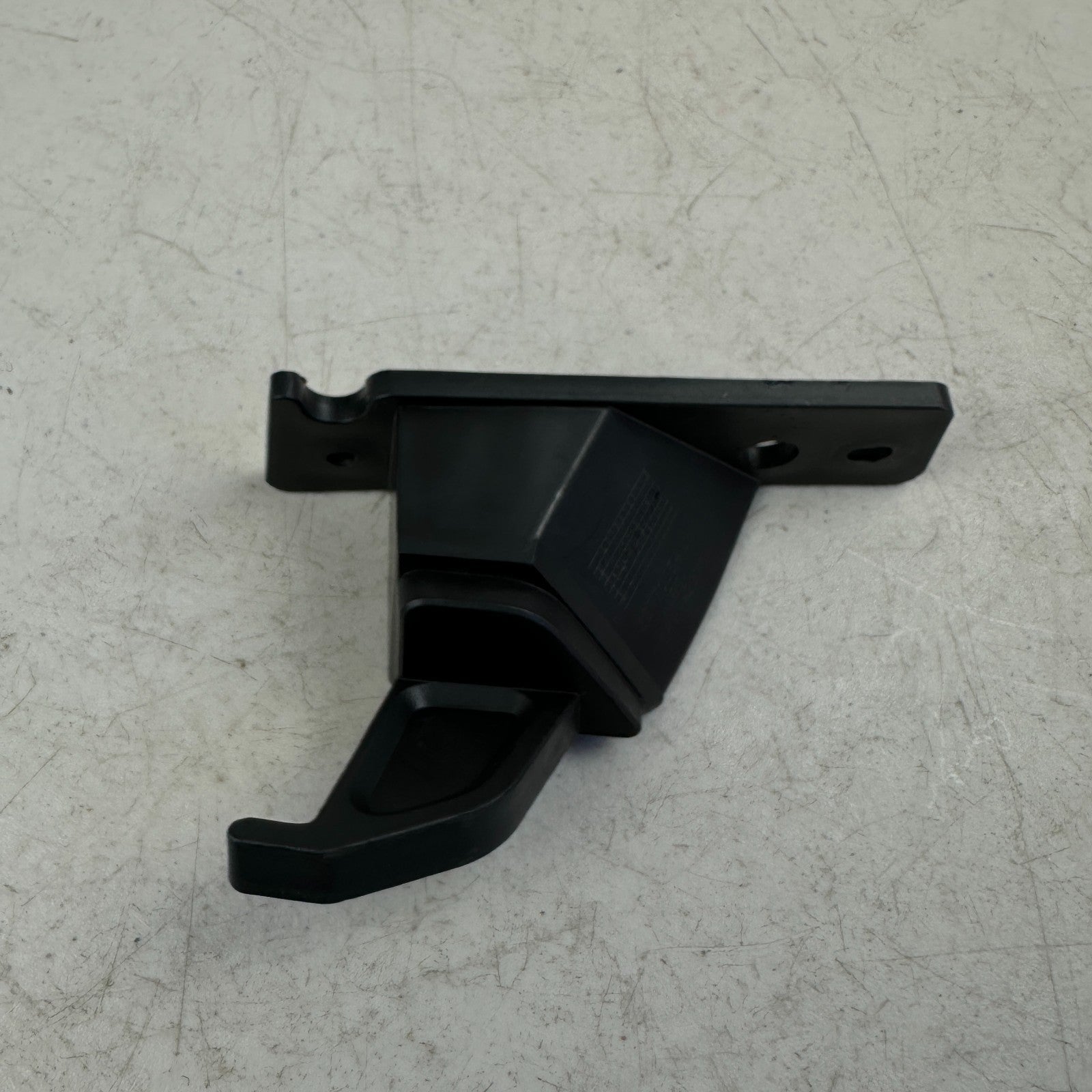 2014-2019 CHEVROLET CORVETTE REAR LEFT COMPARTMENT STORAGE TRAY HOOK CLIP OEM