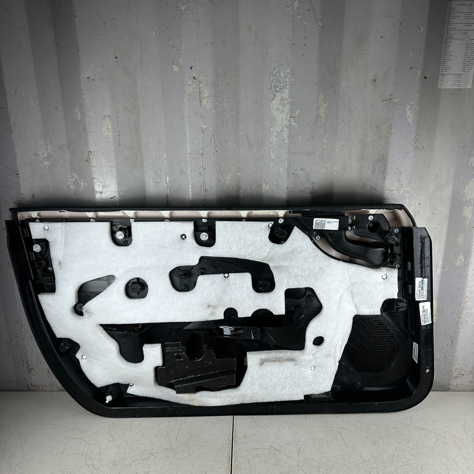 2015-2023 DODGE CHALLENGER FRONT RIGHT PASSENGER SIDE DOOR TRIM PANEL BLACK OEM