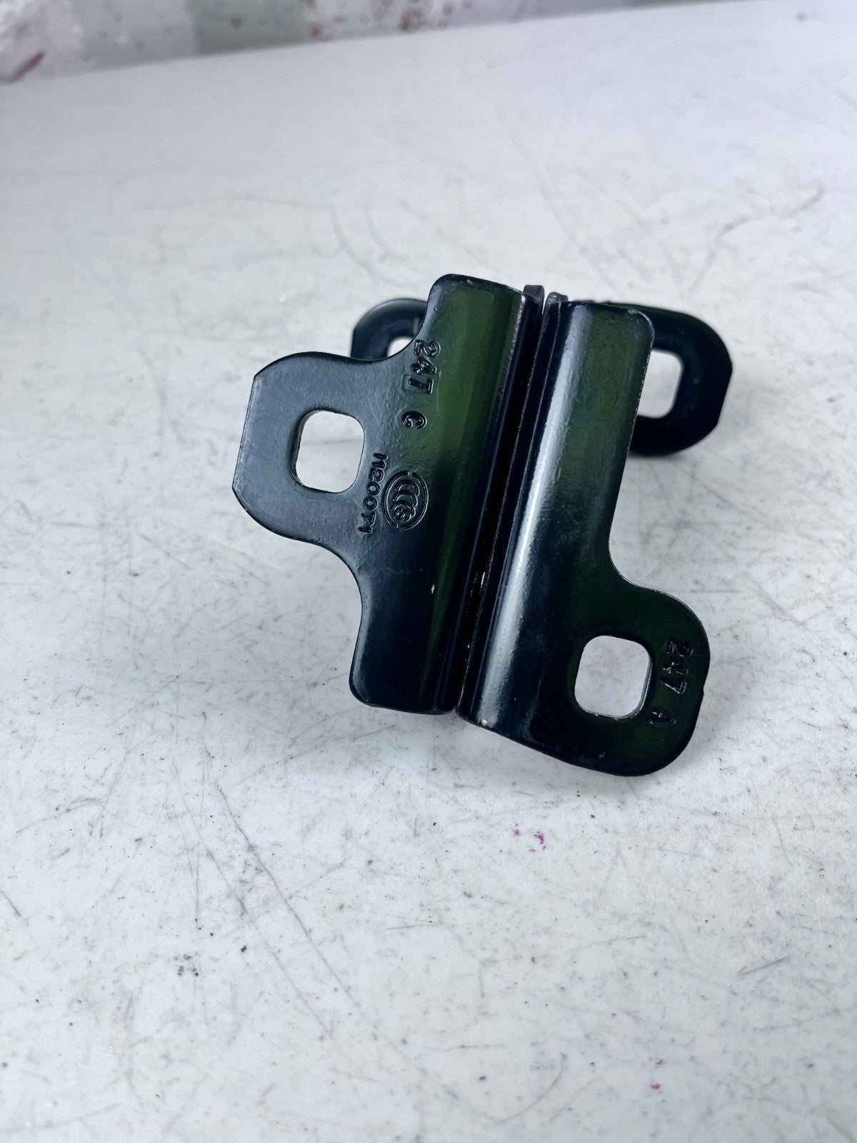 2014-2019 CHEVROLET CORVETTE C7 LEFT DRIVER SIDE LOWER DOOR HINGE 1120071 OEM