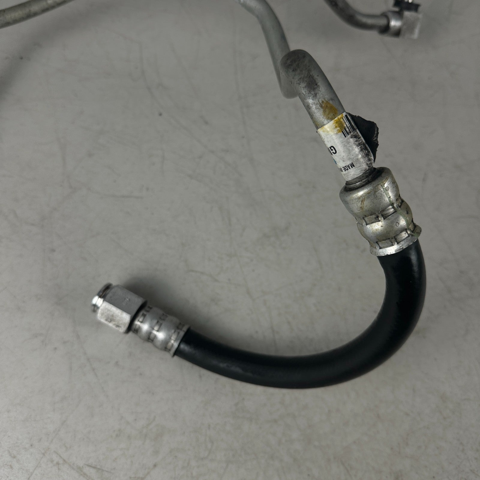 2016-2023 CHEVROLET CAMARO DIFFERENTIAL COOLANT COOLING LINE TUBE HOSE OEM