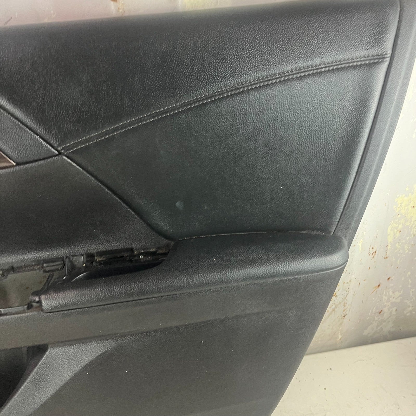 2013-2017 HONDA ACCORD FRONT RIGHT SIDE DOOR PANEL TRIM COVER 83500-T2A-A01 OEM