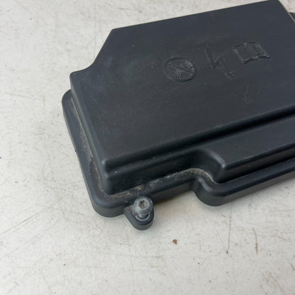 2015-2021 MERCEDES W205 C300 FRONT ENGINE UNDER HOOD FUSE BOX COVER A2055400082