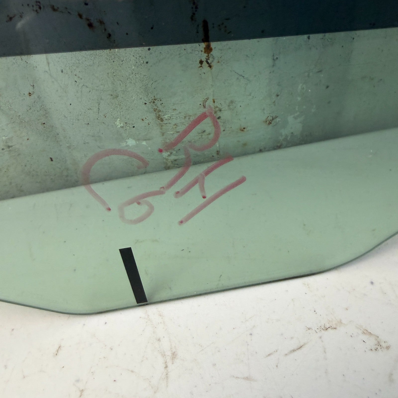 2005-2013 CHEVROLET CORVETTE C6 FRONT RIGHT PASSENGER SIDE DOOR WINDOW GLASS OEM