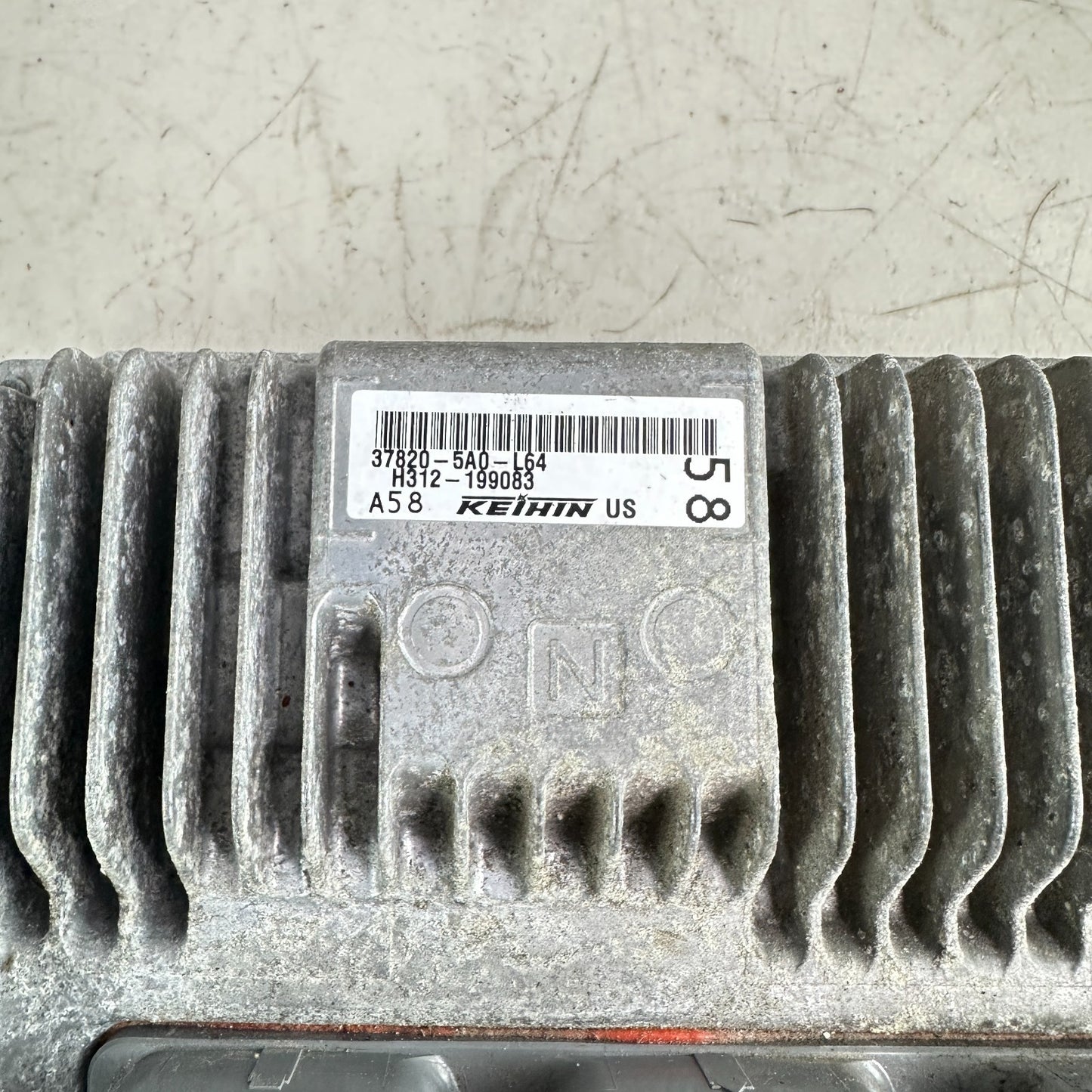 2016-2017 HONDA ACCORD ECM ECU ENGINE COMPUTER CONTROL MODULE 37820-5A0-L64 OEM