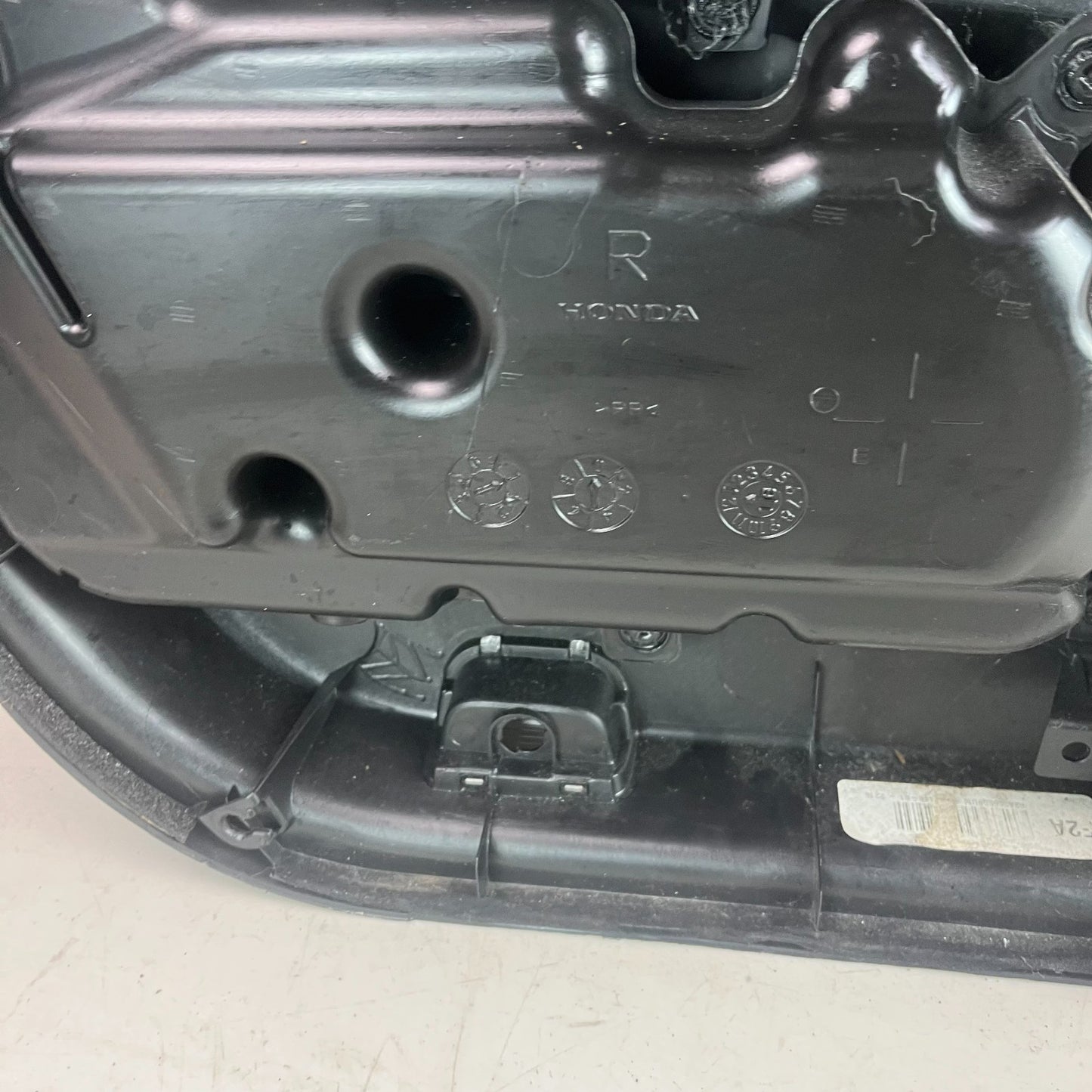 2013-2017 HONDA ACCORD FRONT RIGHT SIDE DOOR PANEL TRIM COVER 83500-T2A-A01 OEM