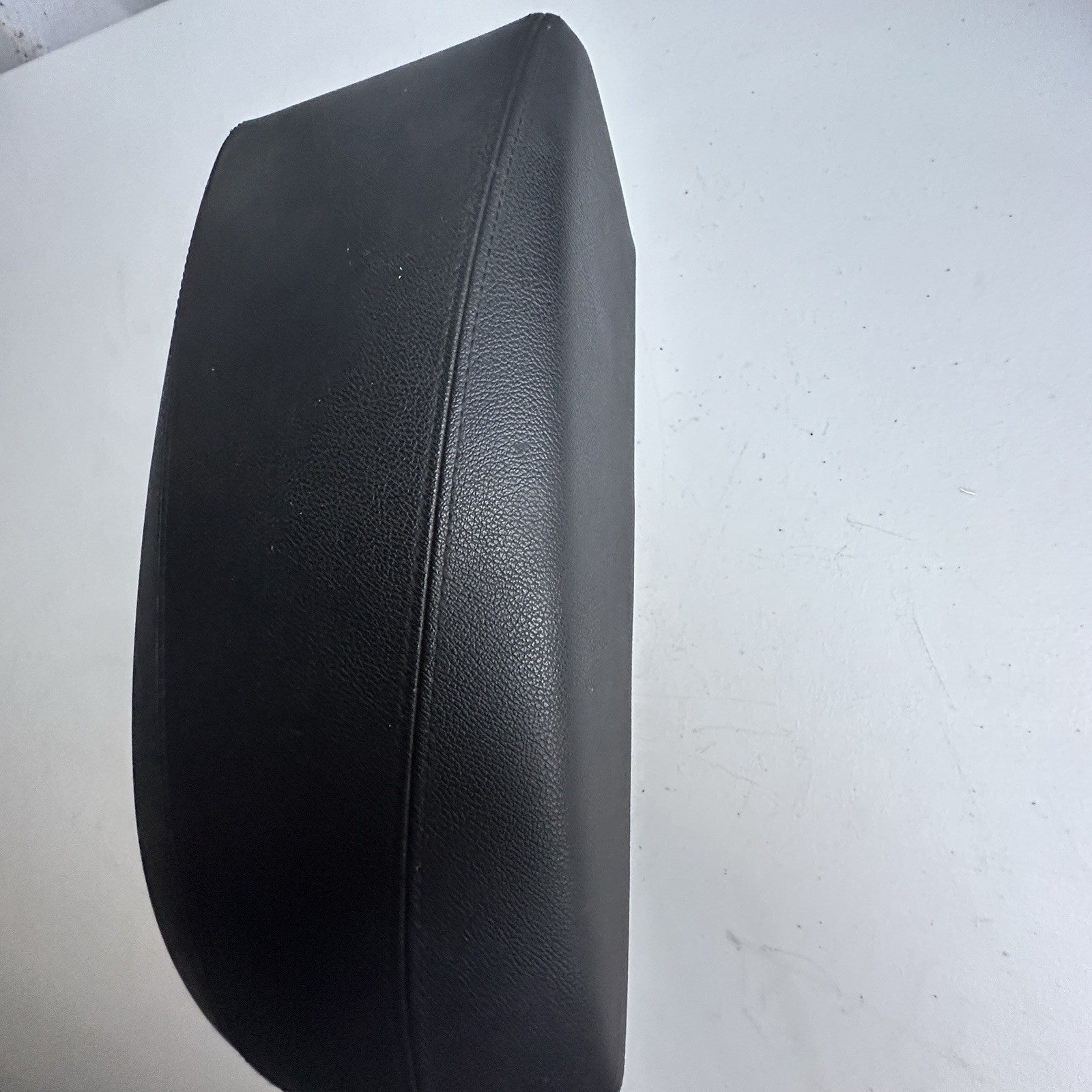 2011-2014 Hyundai Sonata Center Console Armrest Black Leather OEM CLEAN