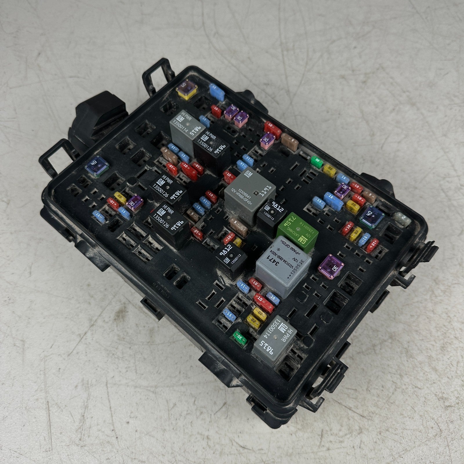 2014-2019 CHEVROLET CORVETTE C7 UNDER HOOD RELAY FUSE BOX ASSEMBLY 23189699 OEM