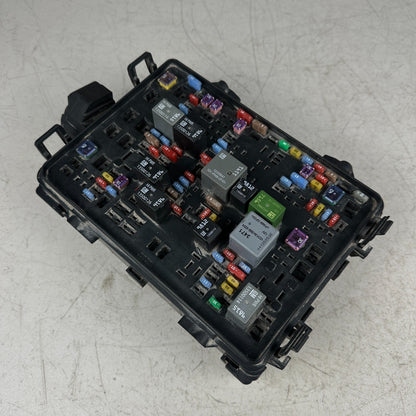 2014-2019 CHEVROLET CORVETTE C7 UNDER HOOD RELAY FUSE BOX ASSEMBLY 23189699 OEM