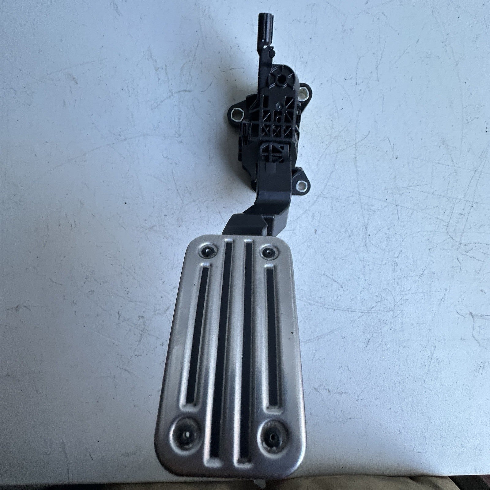 2013-2017 Honda Accord Sport SE Gas Accelerator Pedal Assembly Chrome Metal OEM