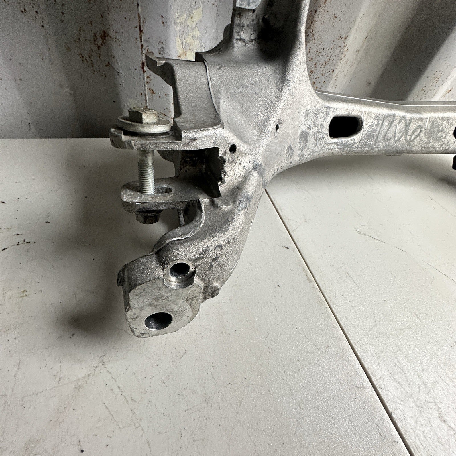 14-19 CHEVROLET CORVETTE C7 REAR SUBFRAME SUSPENSION CRADLE 23217711 OEM