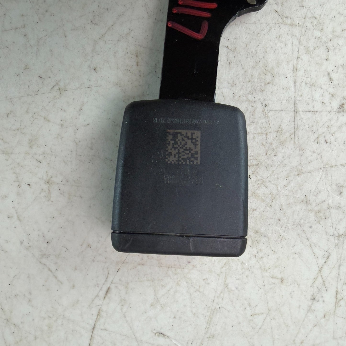 2017-2020 MASERATI LEVANTE REAR RIGHT PASSENGER SIDE SEAT BELT BUCKLE 634173800C