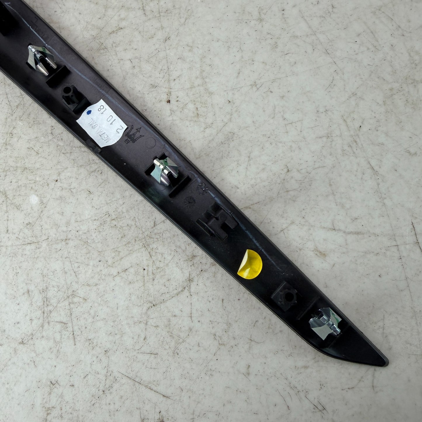 2017-2020 MASERATI LEVANTE REAR LEFT DRIVER DOOR MOLDING TRIM PANEL 80386 OEM