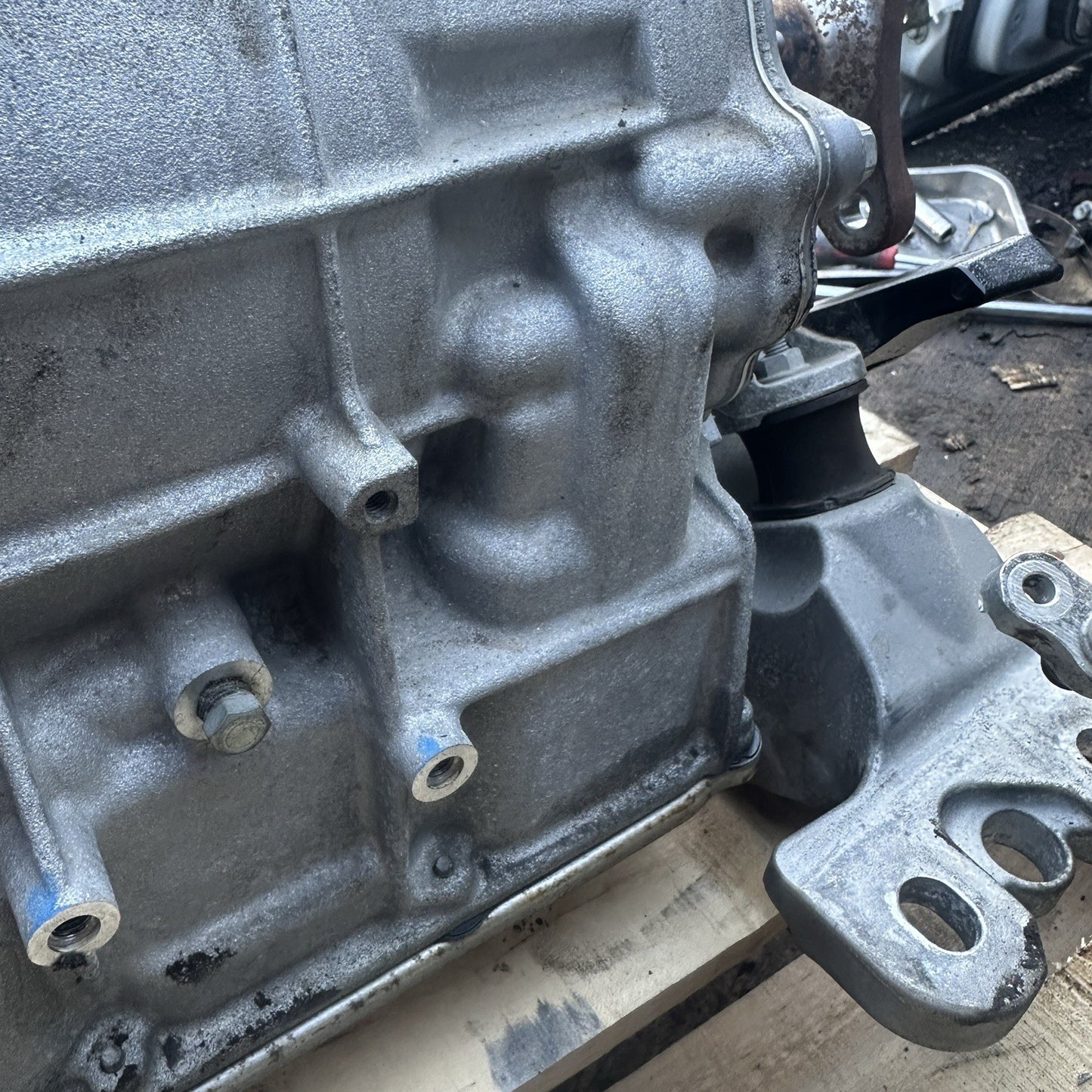 2018 Chevrolet Camaro Automatic Transmission Assembly OEM 6.2L RWD 30K Miles