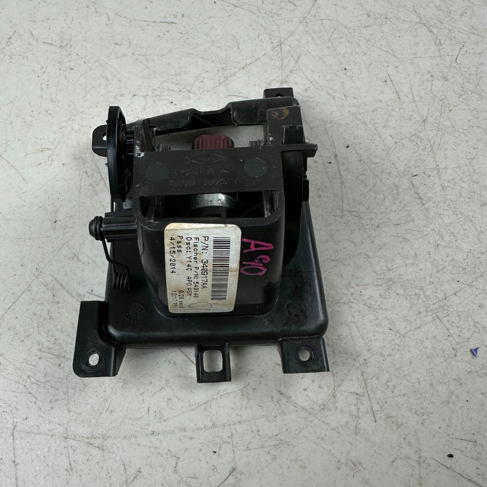 2014-2019 CHEVY CORVETTE FRONT CONSOLE ASHTRAY CIGARETTE LIGHTER COMPARTMENT OEM
