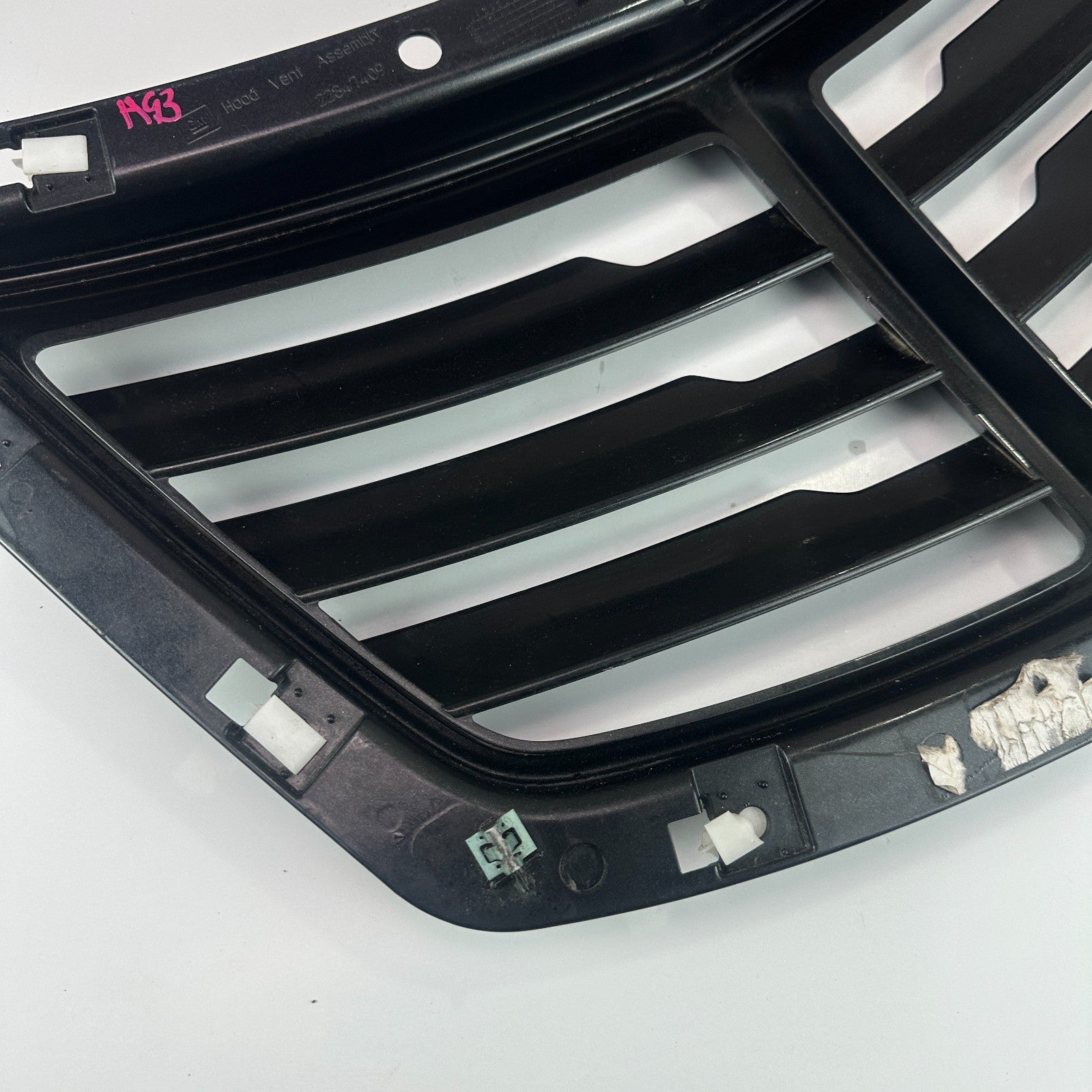 2014-2019 CHEVROLET CORVETTE C7 FRONT HOOD BONNET VENT ASSEMBLY 22847409 OEM