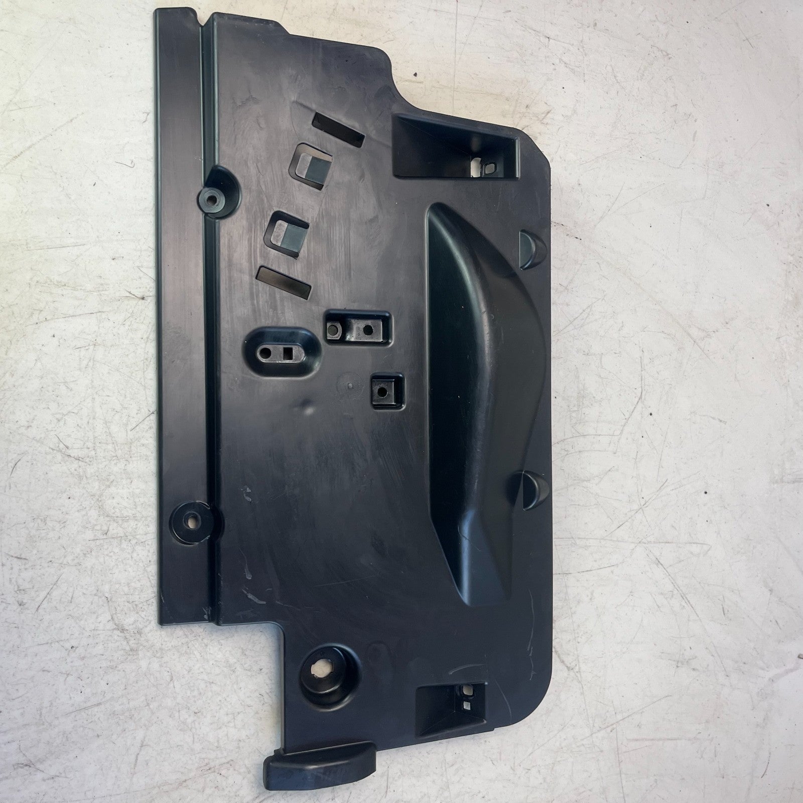 2008-2015 CADILLAC CTS-V FRONT RIGHT LOWER DASHBOARD TRIM PANEL 0018236021 OEM