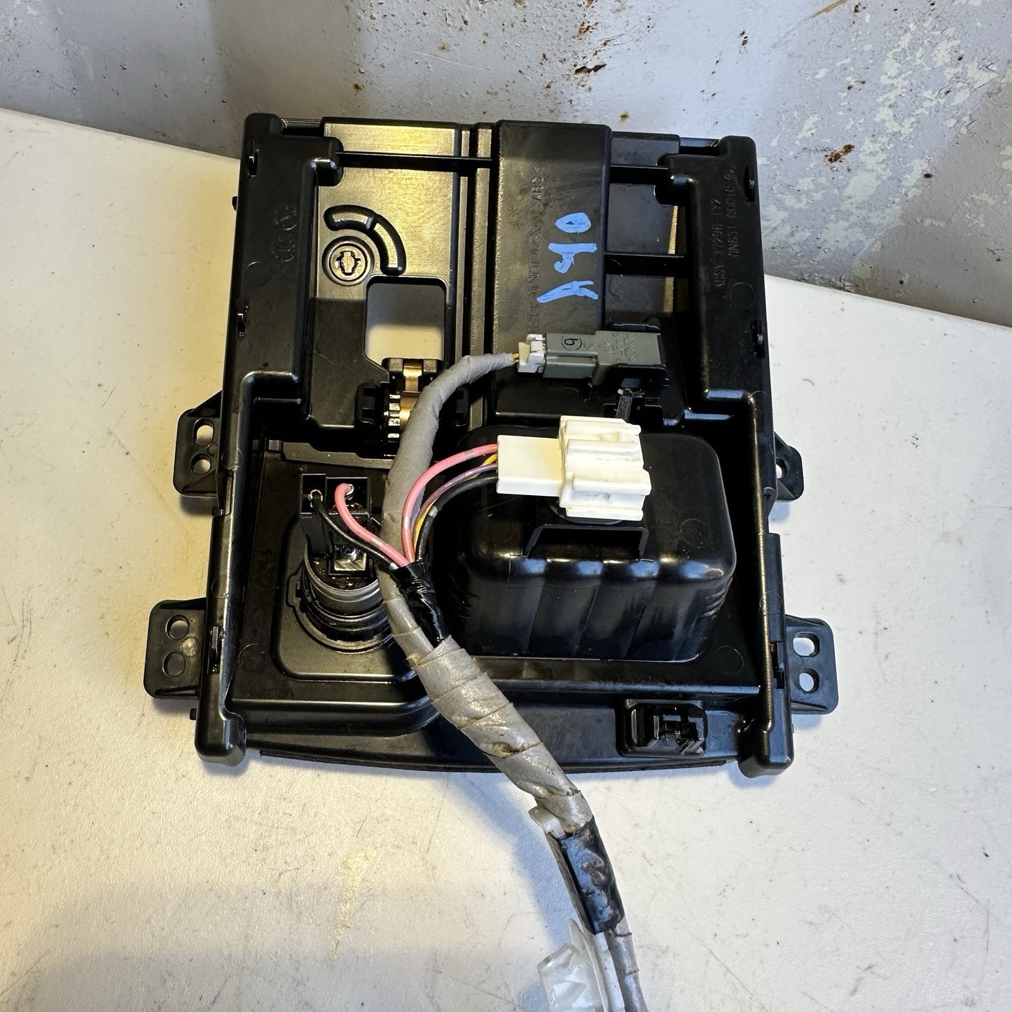 14 15 16 17 Acura RLX Power Outlet Console Cubby Storage Box