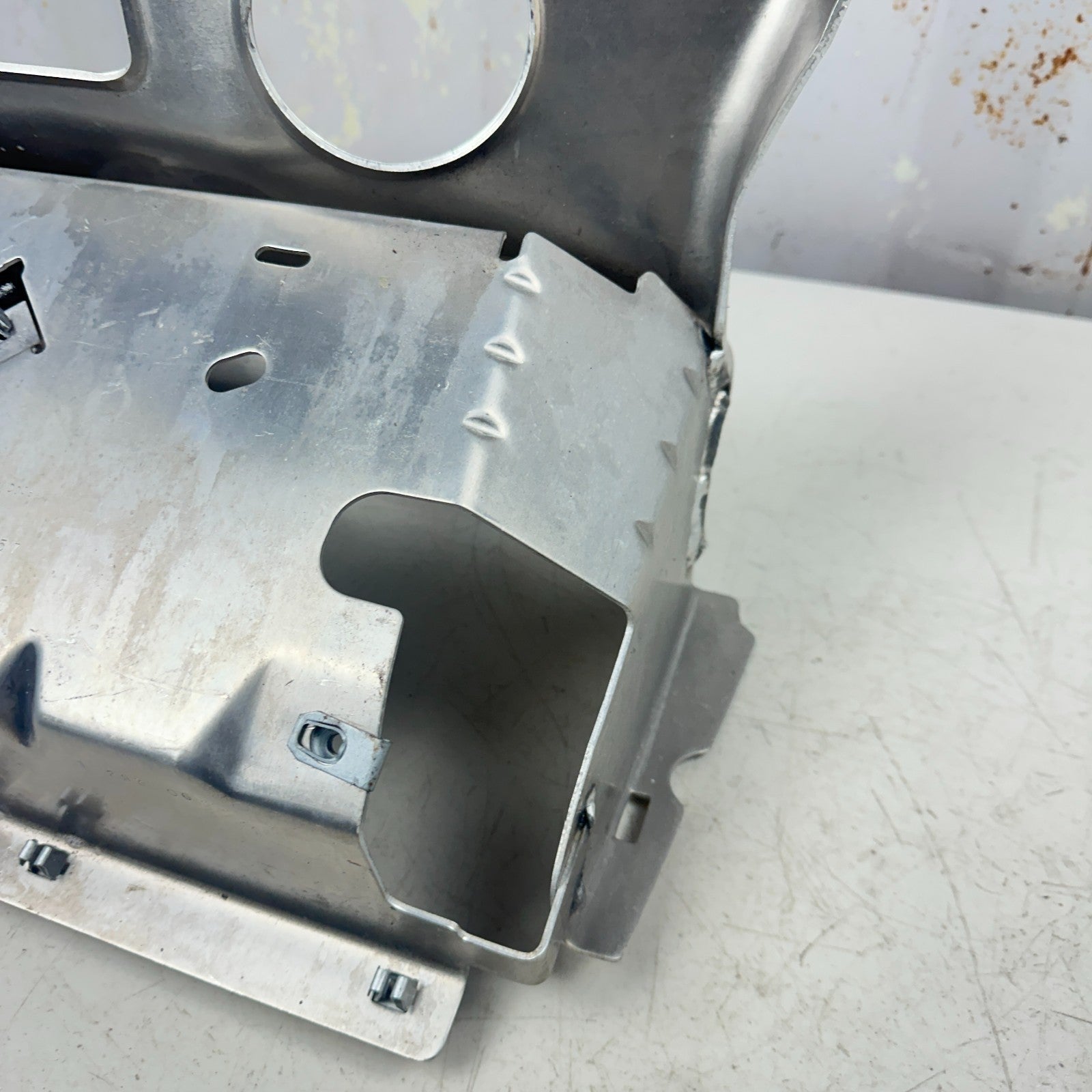 2005-2013 CHEVROLET CORVETTE C6 RIGHT SIDE DASHBOARD BAG MOUNT BRACKET OEM