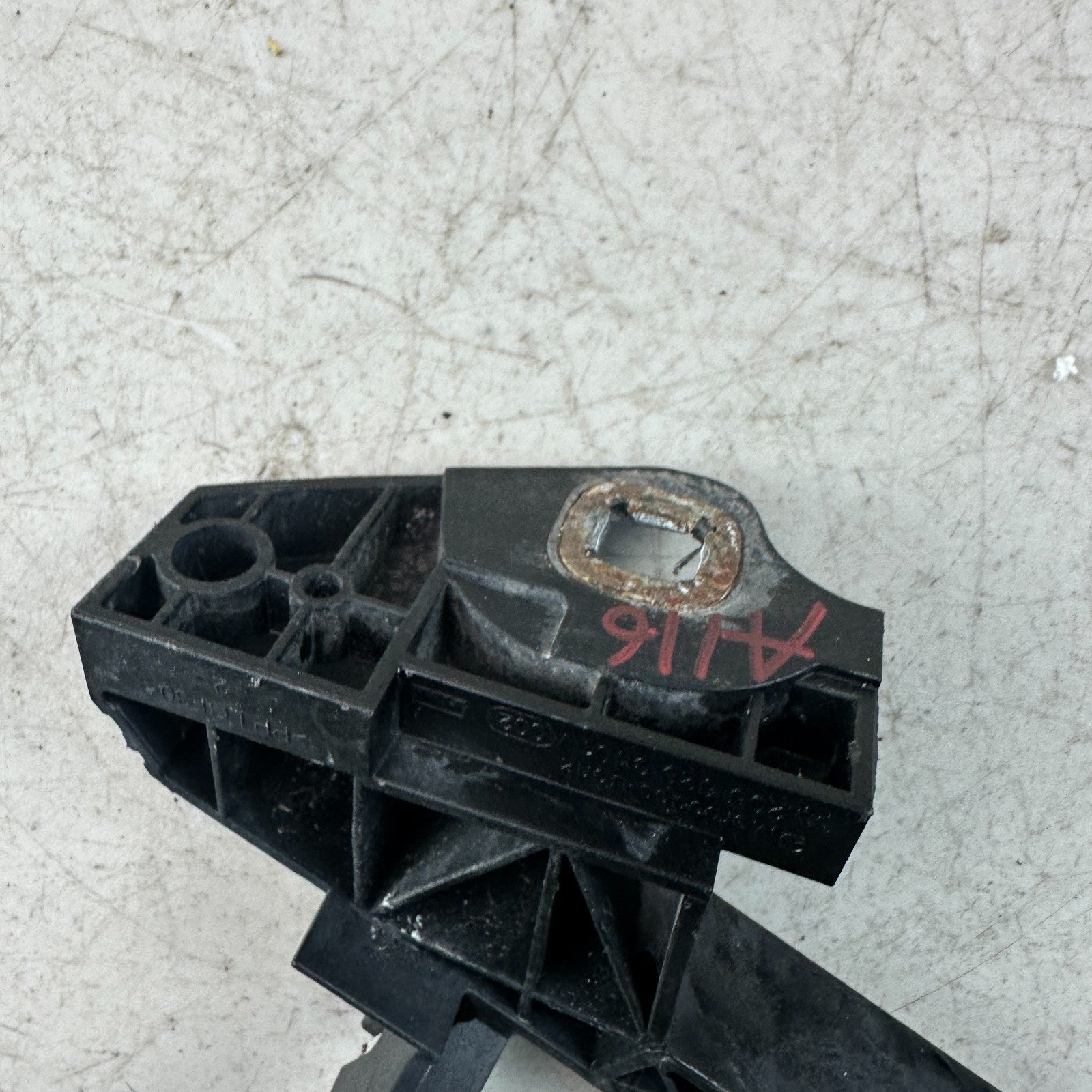 2015-2021 MERCEDES C300 LEFT DRIVER SIDE RADIATOR SUPPORT BRACKET A2056203401